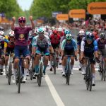 Giro d’Italia: bis di Mads Pedersen che si ripende la maglia rosa