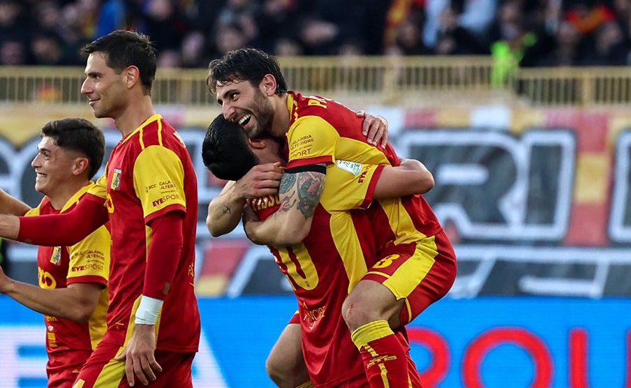 serie b, catanzaro cesena 2-0