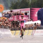 Giro d’Italia, tappa 20: Vingegaard cala il pokerissimo a Piancavallo, il Giro è suo
