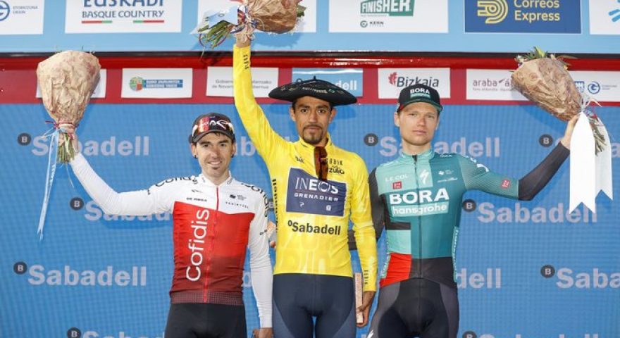 Ciclismo, Giro dei Paesi Baschi: trionfa Martinez