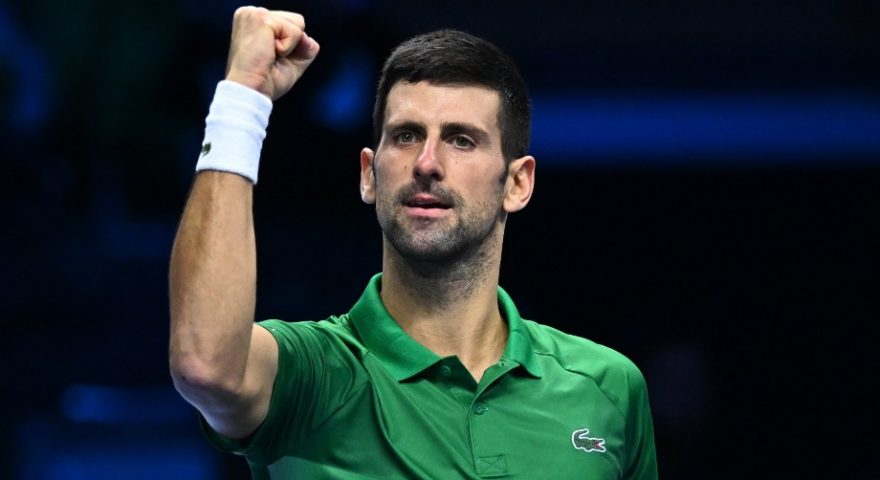 Atp finals: Djokovic in semifinale