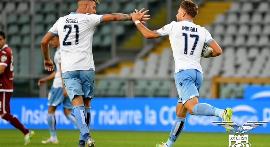 Immobile e Milinkovic festeggiano dopo il goal al Torino