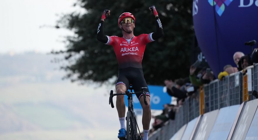 barguil vince la quinta tappa della tirreno adriatico di ciclismo
