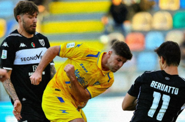 Serie B, Frosinone-Spezia 2-1