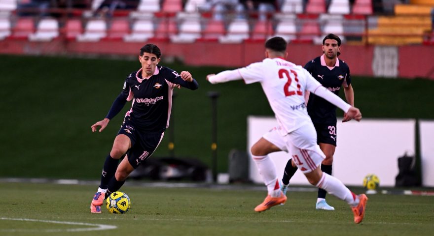 Fonte Foto: @Palermoofficial X