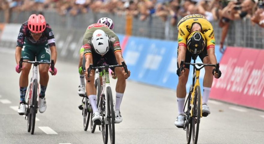 Giro d'Italia: a Treviso trionfa De Bondt
