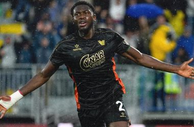 Serie A, Venezia batte Fiorentina 2-1