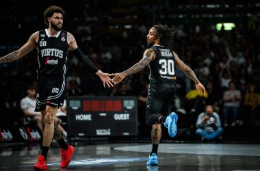 bene milano e bologna in gara 1 dei quarti playoff di serie a1 basket