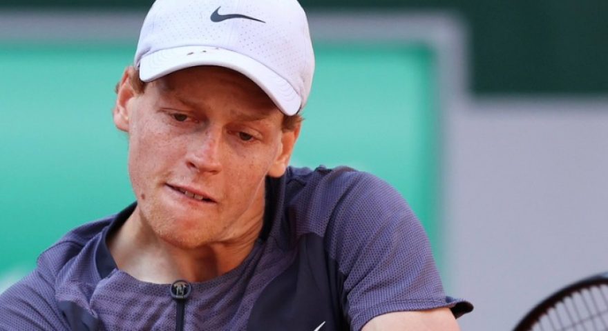 Roland Garros: eliminato Jannik Sinner