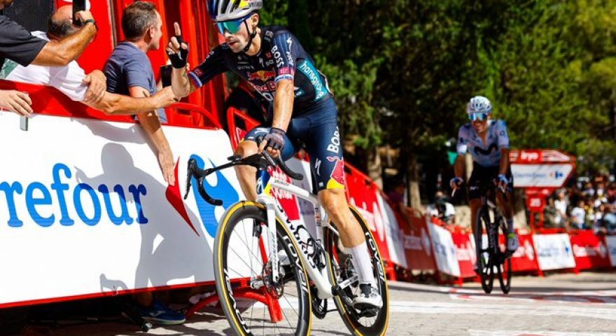 Vuelta, ottava tappa: trionfa Primoz Roglic