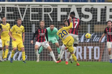 MILAN, ITALY - NOVEMBER 08:  Mattia Zaccagni of Hellas Verona scores his goal during the Serie A match between AC Milan and Hellas Verona FC at Stadio Giuseppe Meazza on November 8, 2020 in Milan, Italy.  (Photo by Emilio Andreoli/Getty Images)