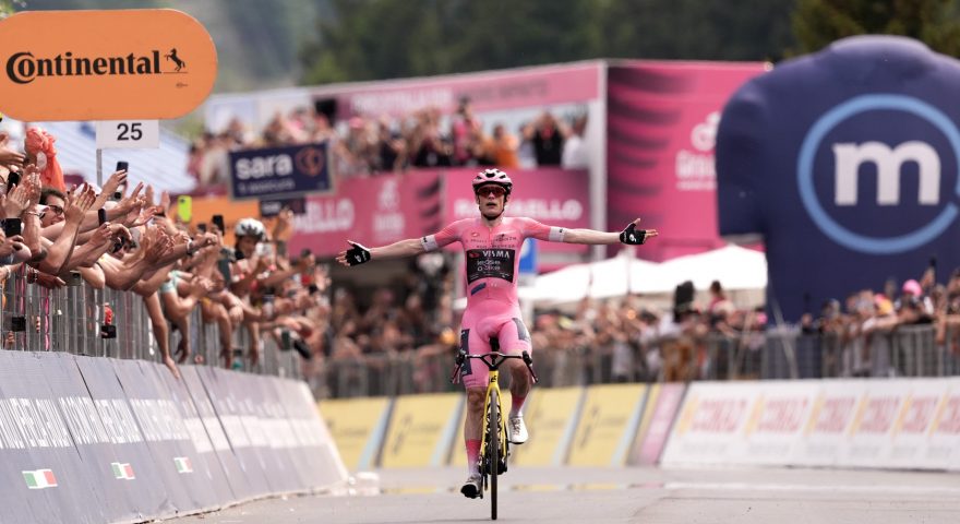 vingegaard-giro-official-x